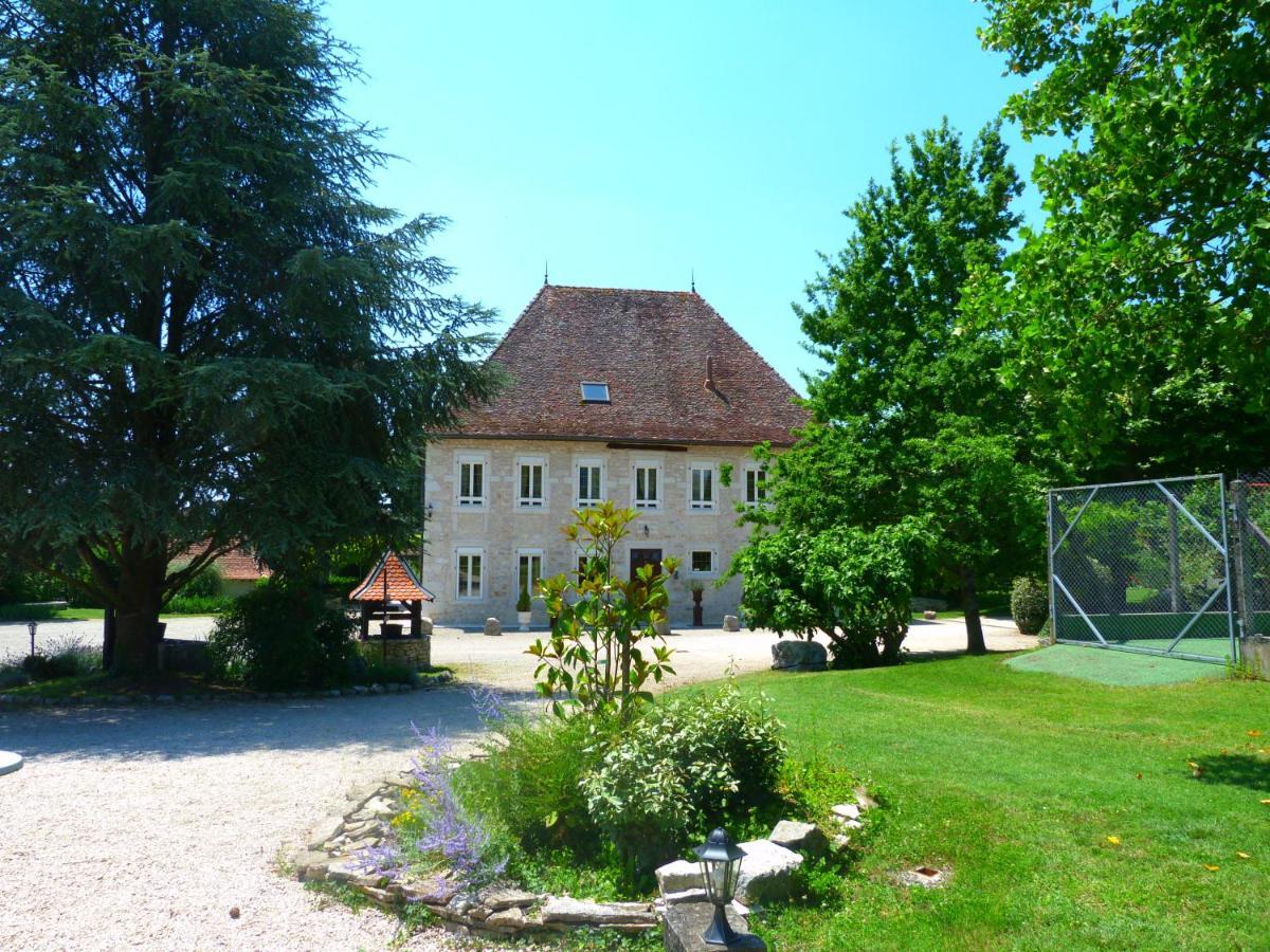 לינה וארוחת בוקר Les Avenières Domaine Du Manoir מראה חיצוני תמונה