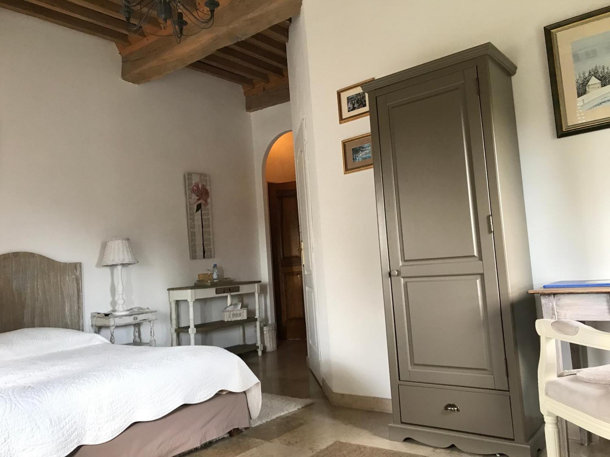 לינה וארוחת בוקר Les Avenières Domaine Du Manoir מראה חיצוני תמונה